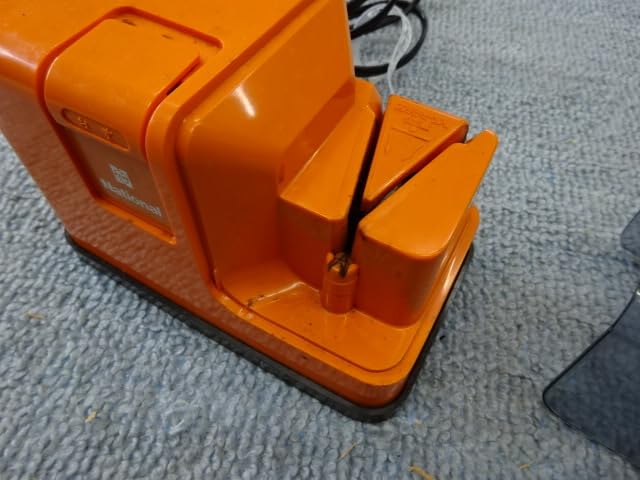 Amazon.co.jp: キッチン雑貨 ナショナル 電気包丁とぎ器 KJ-15K